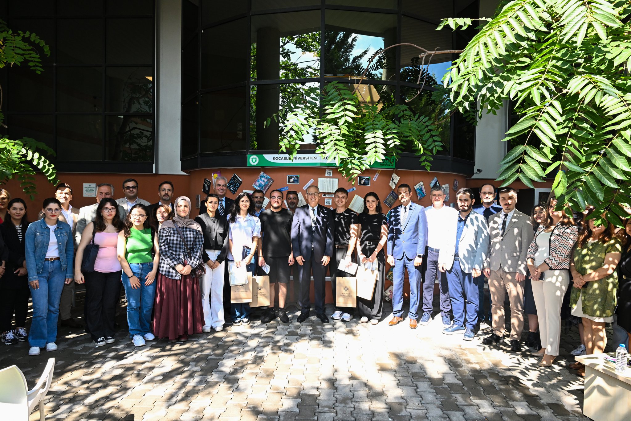 Kocaeli Üniversitesi Kütüphanesi tarafından 2025-2026 Akademik Yılı Açılış Etkinliği Gerçekleştirildi