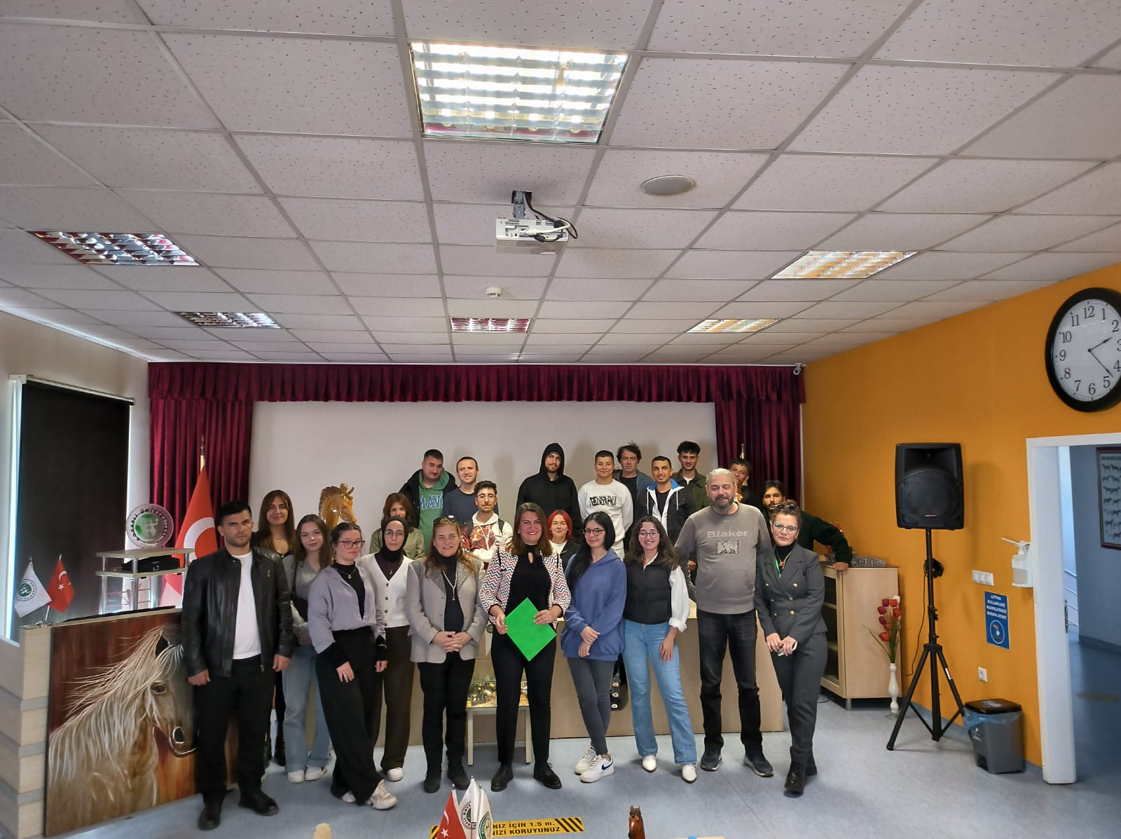A User Training Meeting was Organized by the Library for the Students and Faculty Members of Kartepe Equine Vocational School.